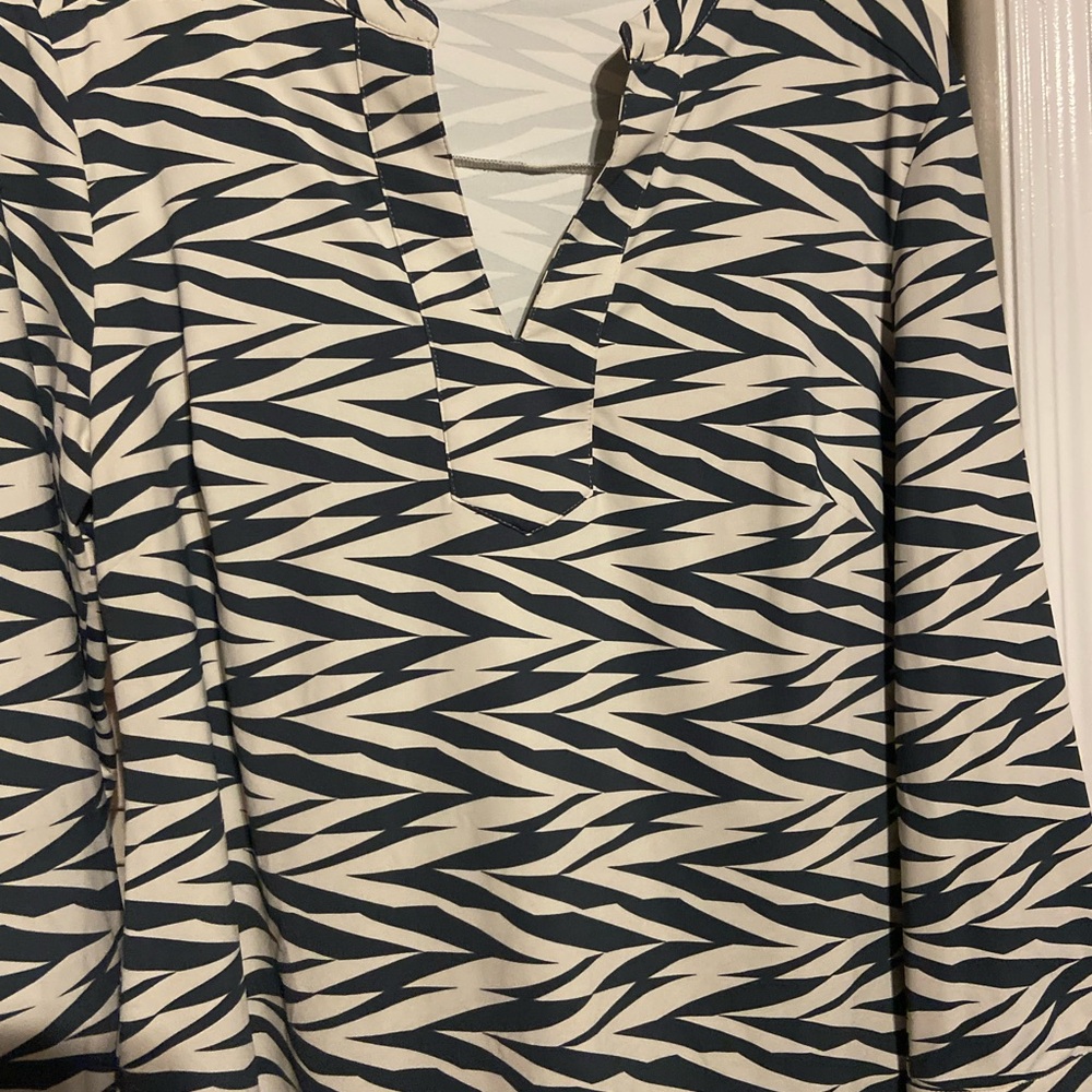 Ellie Kai abstract design 3/4 sleeve blouse size 10